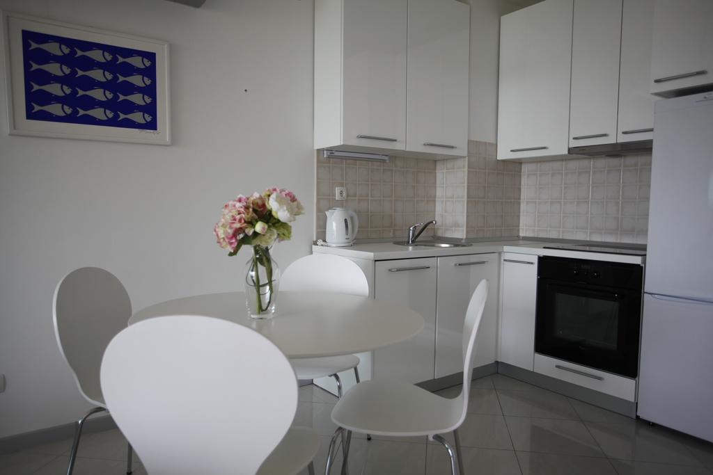 Residence Art Split Podstrana Bagian luar foto